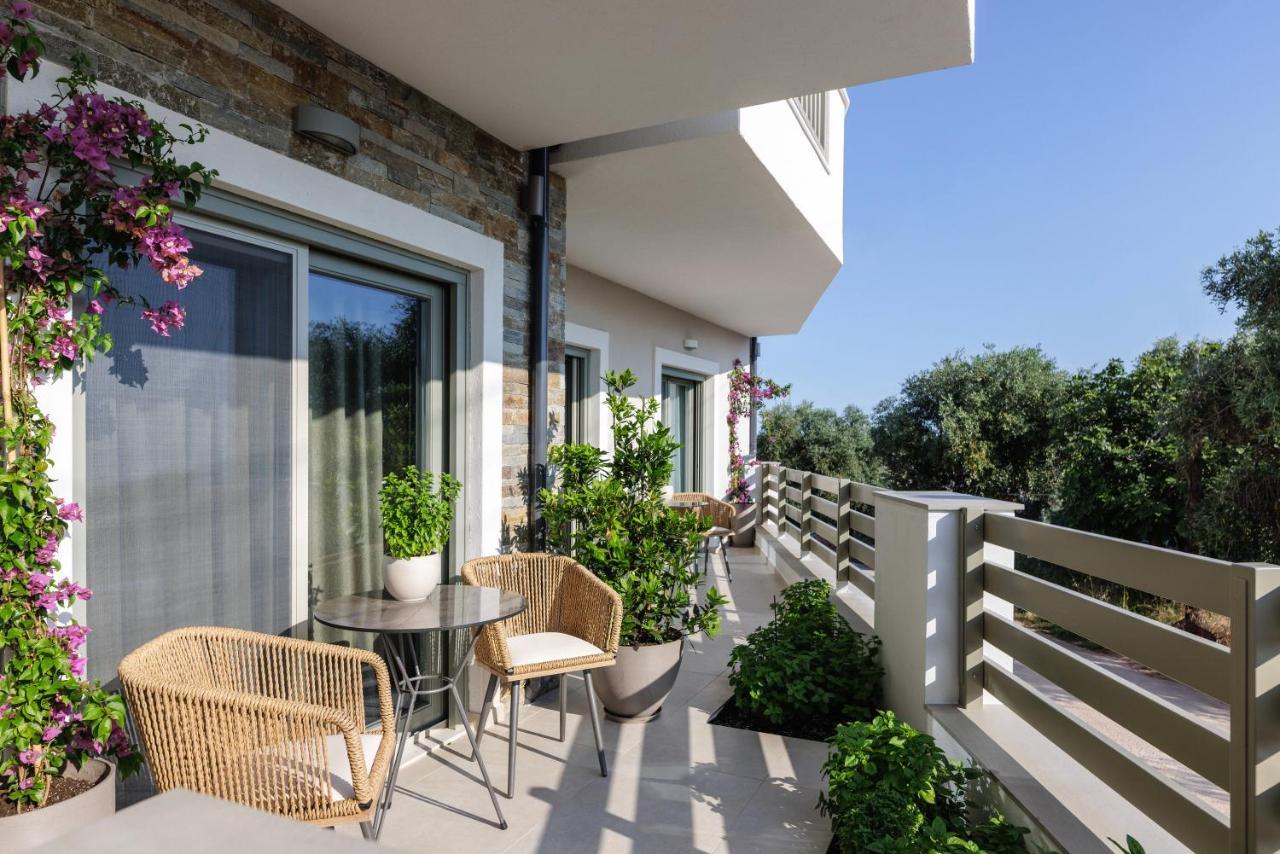 Helia All Seasons Apartments อัสตริส ภายนอก รูปภาพ