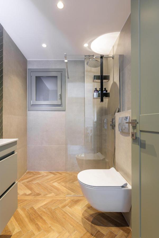 Helia All Seasons Apartments อัสตริส ภายนอก รูปภาพ